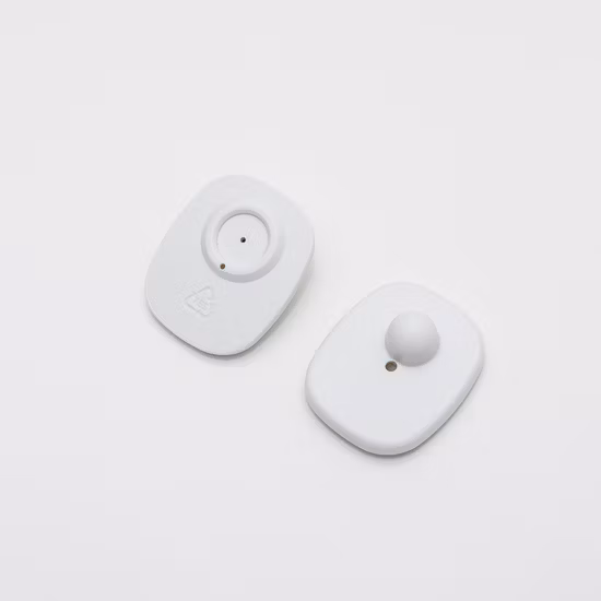 Tag EAS Prezzo 8,2 MHz Sensore antifurto Piccolo mini quadrato Allarme Tag di sicurezza RF EAS Tag antifurto Etichetta rigida di sicurezza magnetica per abbigliamento Negozio al dettaglio